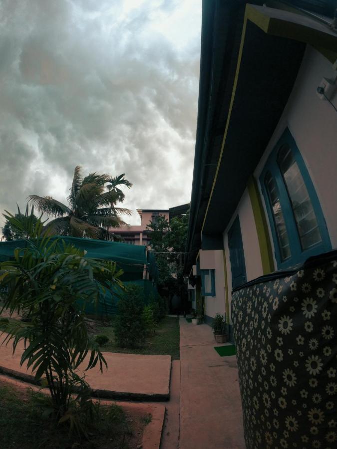 Stargaze Backpackers Hostel Guwahati Exterior foto