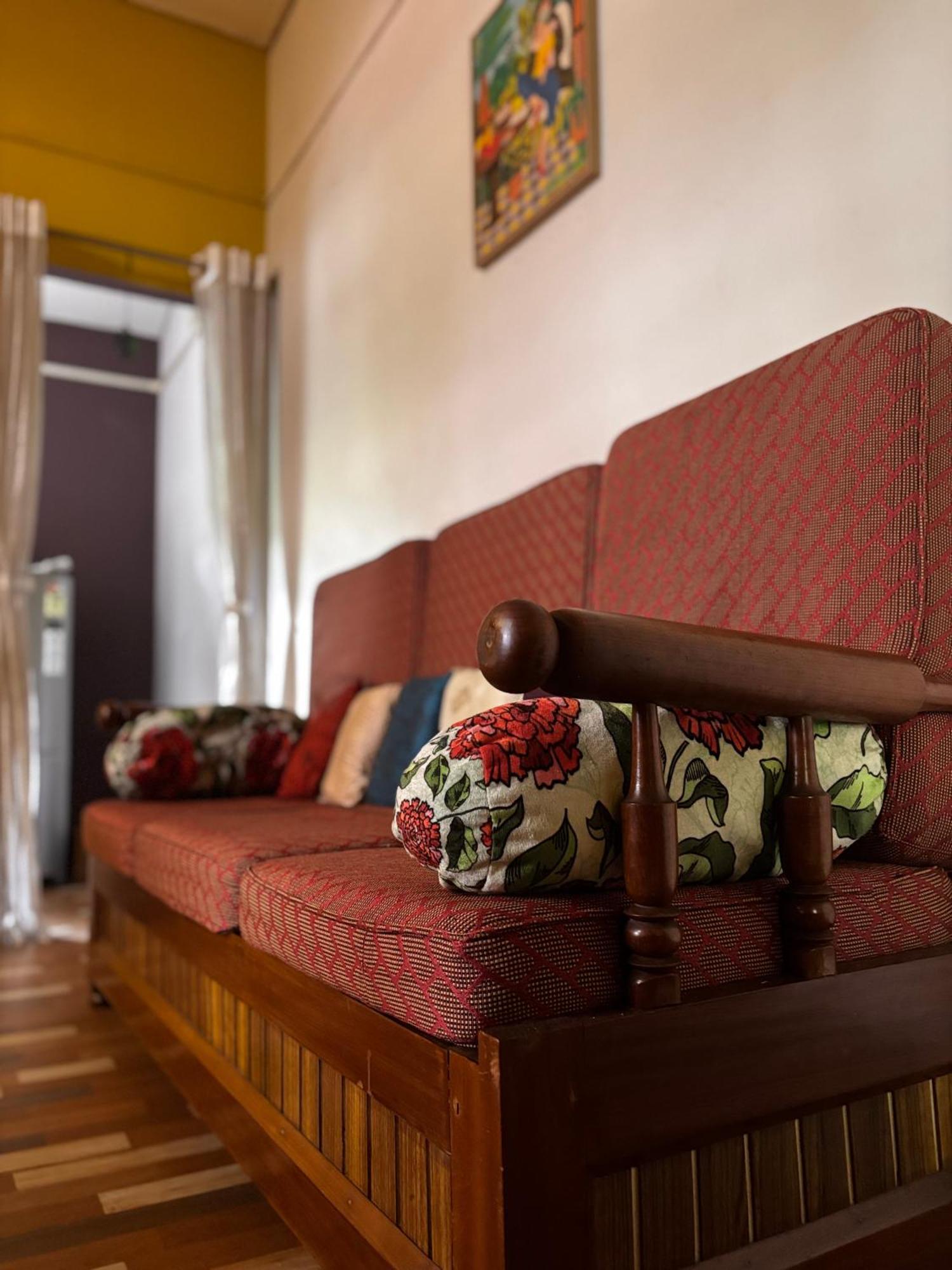 Stargaze Backpackers Hostel Guwahati Exterior foto